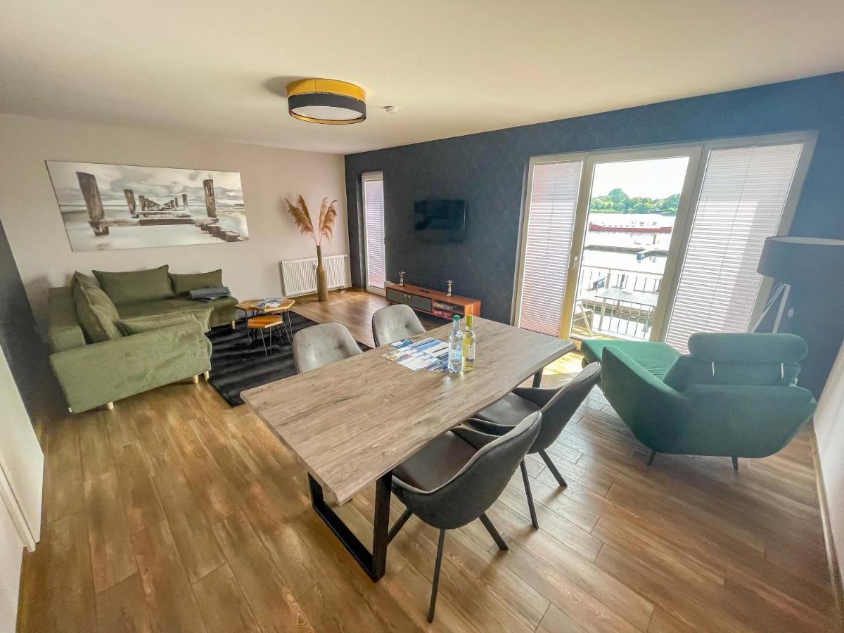 Ferienhaus Hafenblick マルヒョー エクステリア 写真